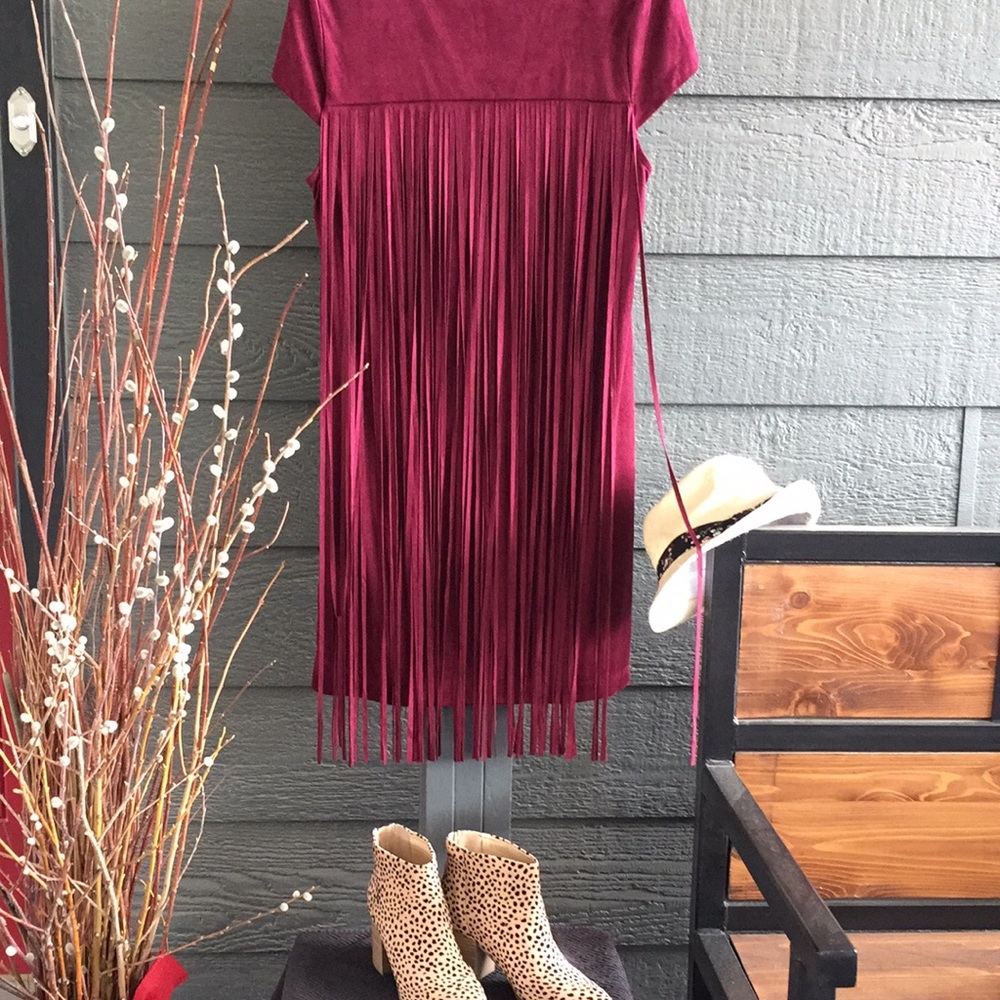 Dress - Picture 2 of 4
